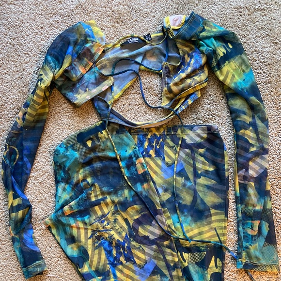 Abstract Burn Print Mesh Set - Picture 2 of 5